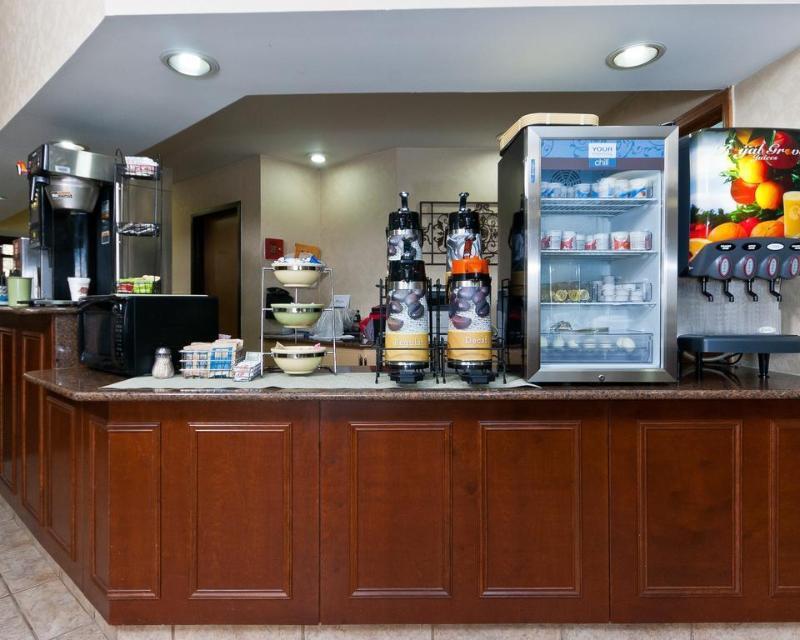 Quality Inn Tupelo Extérieur photo