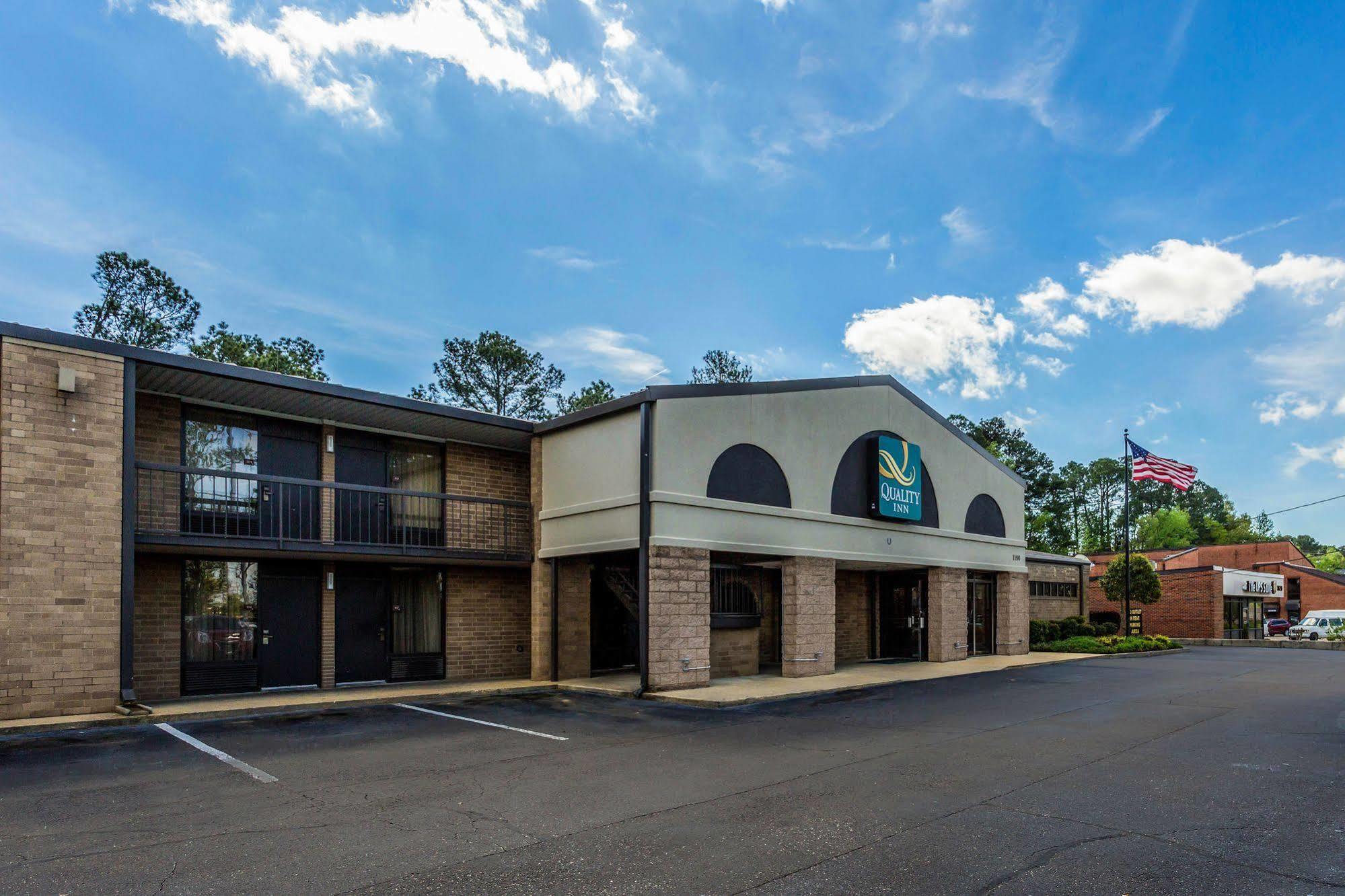 Quality Inn Tupelo Extérieur photo