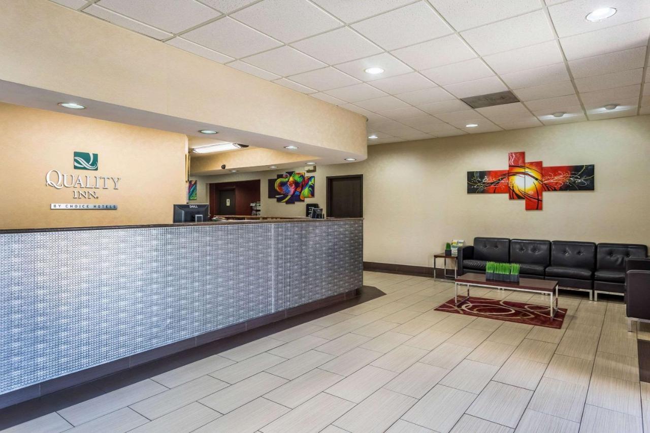 Quality Inn Tupelo Extérieur photo